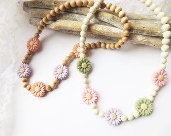 Spring necklace, necklace for children or adults, wooden beads, silicone flowers, elastic, 42-49 cm, choice of model, choice of color, silicone flowers