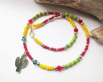 Short chain, necklace, necklace, choker, green, red, yellow, gold, enamelled cactus, glass beads, seed beads, 43 cm