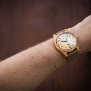 Idea de regalo elegante pulsera de madera de bambú hecha a mano mujeres hombres reloj unisex hecho a mano envío gratis imagen 7