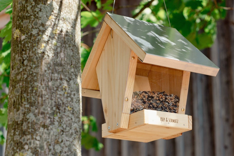 Vogelfutterhaus Piep & Schmatz Vogelhaus hängend Bild 1