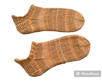 Wollsocken, Sneaker Gr. 39/40 Sportsocken, Haussocken, Kuschelsocken handgestrickt in beige/orange