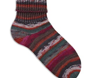 Wollsocken, im Wunsch Design handgestrickt und in allen Größen auf Bestellung gestrickt