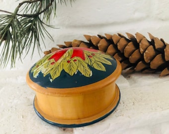 Vintage*kleine alte Deckeldose Schmuckdose Weihnachtsstern Holz*Skandi Hygge