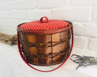 Vintage*Grandma's big sewing box*FILLED!! Sewing basket* sewing kit shabby*red