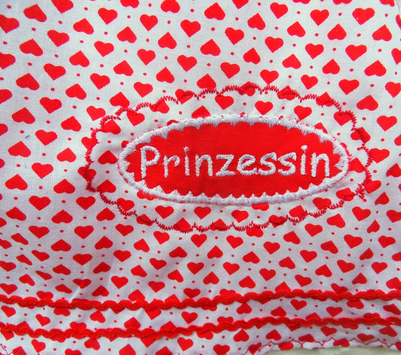 Einschulung Herz rot weiß Prinzessin Mädchenkleid Herzen Bild 4