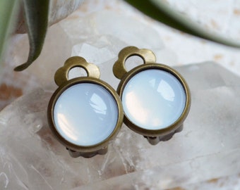 Ear clips - Opal shimmer (12 mm)