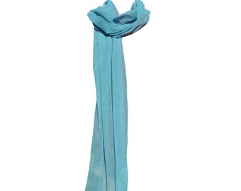 Blauwe gaas sjaal