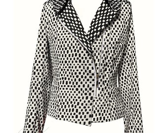 White and black patterned jacket