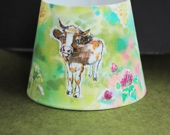 reserver Lampe à poser abat-jour vache papillon fleurs sauvages peint à la main pièce unique avec ou sans pied