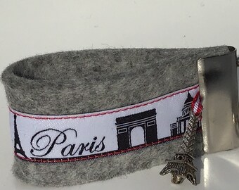Schlüsselanhänger „Paris“ aus Filz
