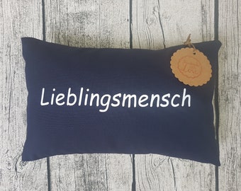 Zirbenkissen Zirbelkissen Kissen "Lieblingsmensch" mit Bezug und Innenkissen - Duftkissen