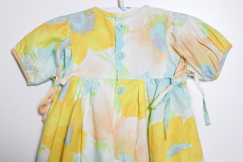 Vintage Mädchenkleid 74 Baumwolle kurzarm Sommer Waldorf Baumwollkleid pastell Blumen gelb hellblau Blumenmädchen Festkleid 90s 1990s Baby Bild 4