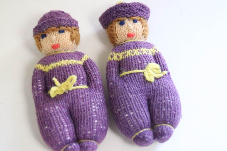 Vintage Set of 2 Rag Doll Waldorf-Art Handmade 12 cm Sibling Wool Doll Cuddly Doll Waldorf Doll Toy Knitted Doll image 4