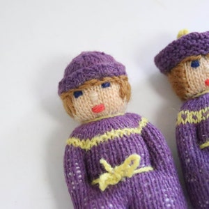 Vintage Set of 2 Rag Doll Waldorf-Art Handmade 12 cm Sibling Wool Doll Cuddly Doll Waldorf Doll Toy Knitted Doll image 5