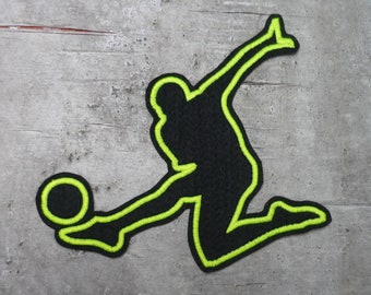 Großer Fußballspieler Aufnäher/Applikation auf schwarzem Filz Farbauswahl neon Einschulung Schultüte