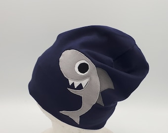 Beanie Mütze für Jungen blau mit Haifisch, Babymütze
