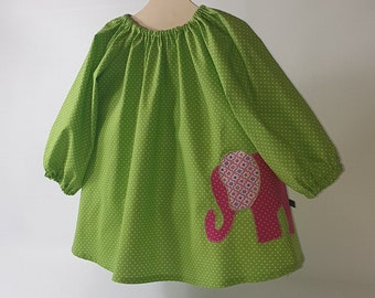 Girls dress with elephant bag made of kiwi green cotton white dots "Lina" Bullerbü dress comfortable, casual and elegant.