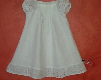 Dress "Sisi" made of linen and cotton lace