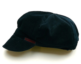 “Oskar” peaked cap made of fine corduroy