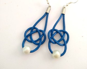 Blue nautical knot earrings, blue leather and silver earrings, blue pearl earrings, infinity knot earrings, marine earrings, marine earrings