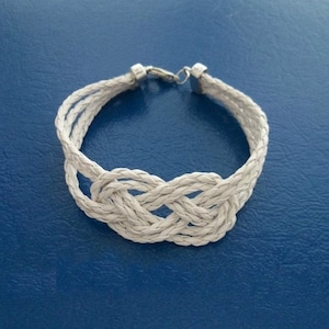 Weißes Armband mit unendlichem Seeknoten, Armband mit keltischem Knoten, Armband mit nautischem Knoten, weißes Unisex Armband