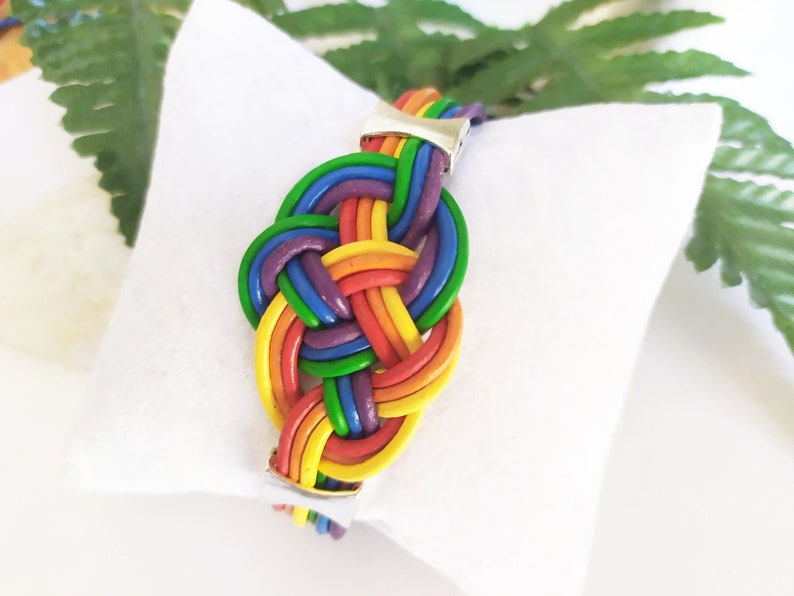 LGTBQ Lederarmband für Homosexuell Stolz Tag, Regenbogenflagge Armband, mehrfarbige Armband, Homosexuell Stolz Tag Armband, Armband Knoten Bild 8