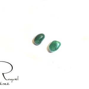 Boucles d'oreilles en jade vert, boucles d'oreilles bouton avec pierre naturelle, boucles d'oreilles femme verte, boucles d'oreilles femme image 1