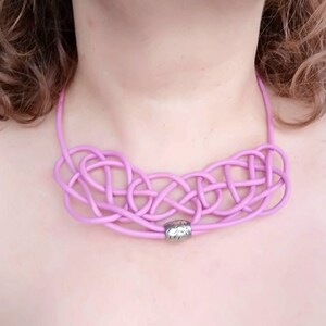 Women leather necklace with celtic knot, infinity knot necklace, leather bib necklace, black and pink leather necklace, bib necklace image 6