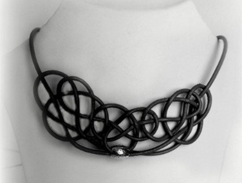 Women leather necklace with celtic knot, infinity knot necklace, leather bib necklace, black and pink leather necklace, bib necklace Black