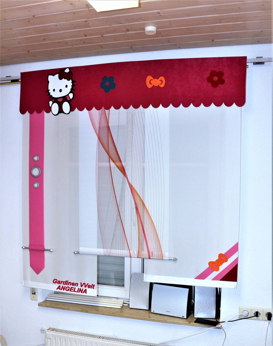 Modern Hello Kitty Sliding Cardinal!!!!!! - Etsy