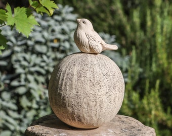 Gartenkugel Spatz, Rosenkugel, Gartenstecker, Beetstecker, Beetschmuck, Keramikkugel