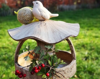 Vogelhaus Keramik natur, Keramikvogelhaus zum stecken oder hinstellen, Keramik naturbelassen, Vogelhaus natürlich,  Vogelhäuschen
