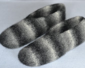 Filzpuschen Gr. 45 - schwarz/grau