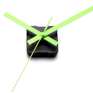 Silent Clock Mechanism + GREEN hands 4.52&quot;/11.5cm