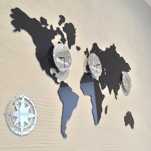 Horloge murale carte du monde 118 x 70cm / 46,06 x 27,6 image 3