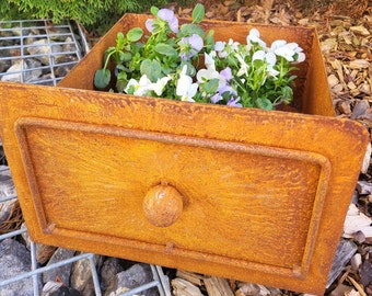 Drawer for planting and decorating, garden decoration, rust, rust patina, plant bowl, flower box, rusty decoration, rust patina, shabby