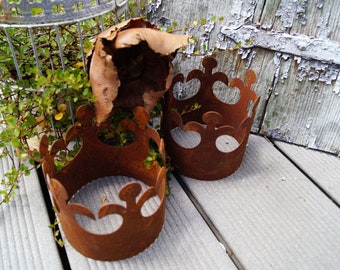 rusty, beautiful crowns for your garden, medium size, crowns made of patina, 11 cm, garden decoration, patio decoration in rust