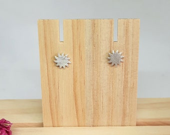 Stud earrings small suns made of 999 silver recycled ice matt scratched