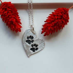 Heart pendant with stamped paw prints, 999 silver, patinated image 5