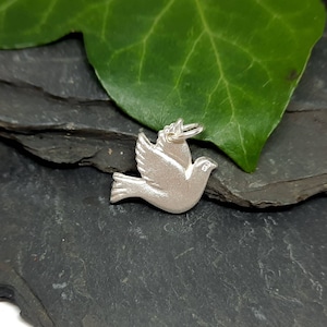 Peace dove pendant made of 999 silver, gift for communion, confirmation, wedding image 1