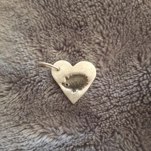 Silber-Anhänger Herz mit Igel, 999 Silber, patiniert, geschwärzt Bild 2