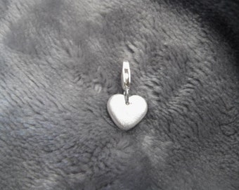 Charm kleines Herz aus 999 Silber, mattsilber