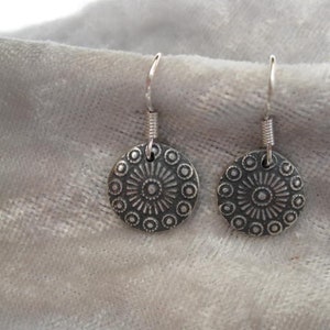 Patterned Silver Earrings round, 999 silver, pierced earrings, blackened, Patina image 1