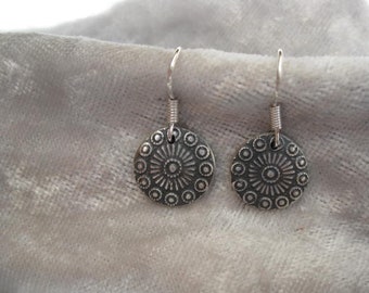 Patterned Silver Earrings round, 999 silver, pierced earrings, blackened, Patina