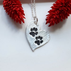 Heart pendant with stamped paw prints, 999 silver, patinated image 2