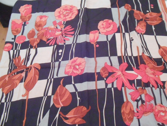 red black orange floral 70s scarf