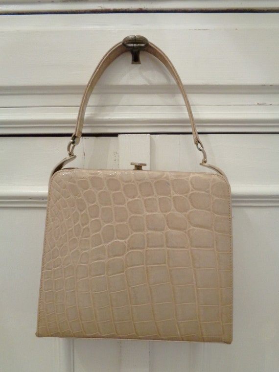 wonderful bright croc handbag 50s 40s