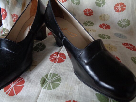 dreamy 40's 50s pumps black unworn