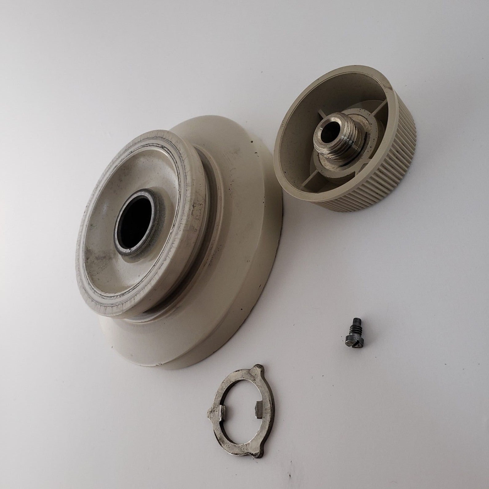 Singer 237 Sewing Machine BALANCE / HAND WHEEL part Etsy