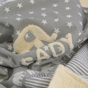 Kuscheldecke Sterne Elefanten mit Name personalisierbar grau weiß Teddyplüsch bis 6 Buchstaben